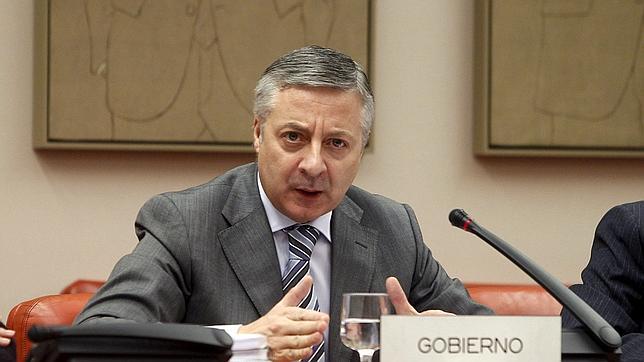 El Gobierno constituirá dos filiales para el aeropuerto de Barajas y dos para El Prat El Gobierno constituirá dos filiales para el aeropuerto de Barajas y dos para El Prat