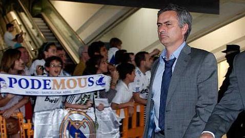 Bilbao recibe al Real Madrid con un lema: �Podemous�