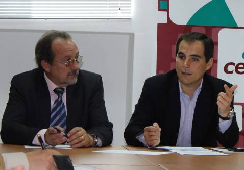 Nieto lamenta que haya 17.000 parados m�s