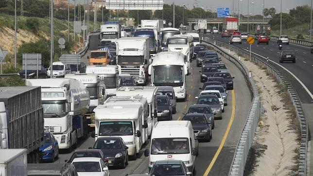 C�mo evitar los atascos en Semana Santa