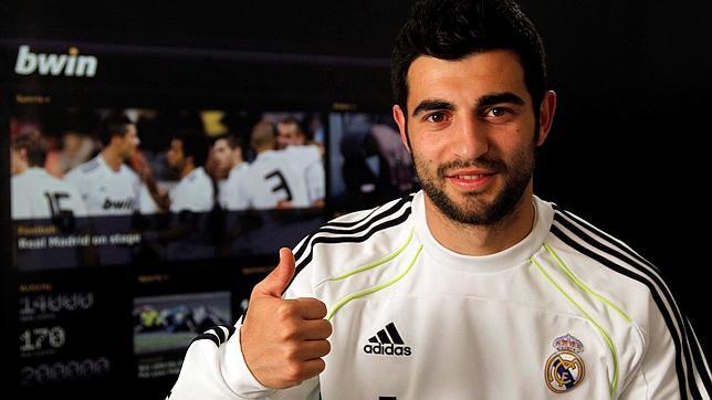 Albiol: «Queremos que la Liga no se decida aún» Albiol: «Queremos que la Liga no se decida aún»