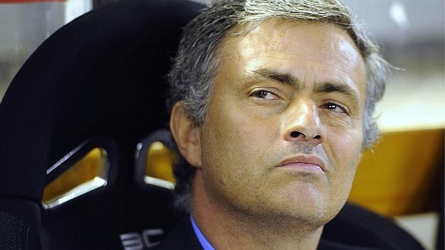 El hombre que odia tropezar dos veces con la misma piedra El hombre que odia tropezar dos veces con la misma piedra