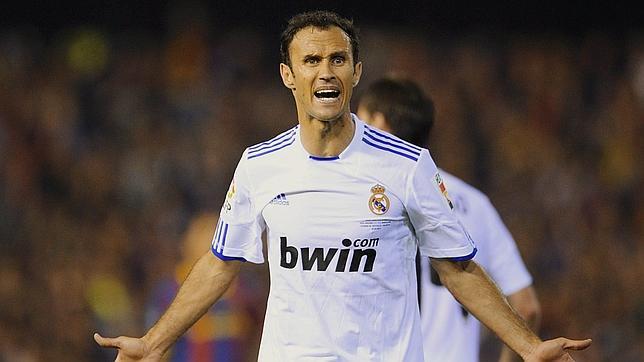 Mourinho pierde a Carvalho y Khedira Mourinho pierde a Carvalho y Khedira