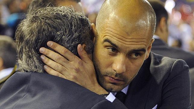 Madrid y Barça se embarran Madrid y Barça se embarran