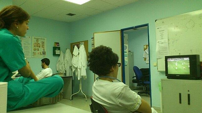 Empieza el partido, llega un infarto Empieza el partido, llega un infarto