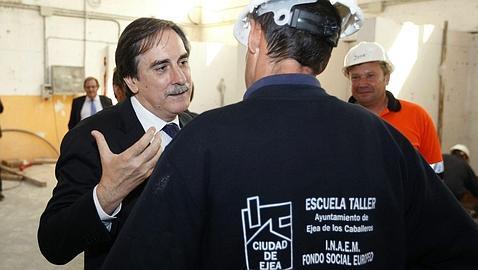 G�mez: �No llegaremos a cinco millones de parados en la EPA de ma�ana�