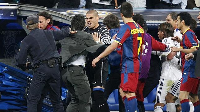 Noche de rojas y tanganas Noche de rojas y tanganas