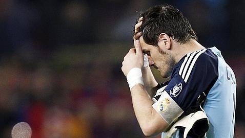 Casillas: «¿El gol de Higuaín? Es otra más, no nos vamos a quejar» Casillas: «¿El gol de Higuaín? Es otra más, no nos vamos a quejar»