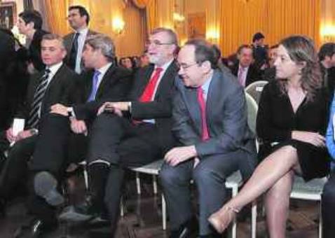 Doscientas personas arropan la puesta de largo del proyecto