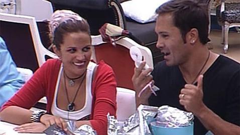 Guti llama desde Turquía a «Enemigos íntimos» para apoyar a Marta López Guti llama desde Turquía a «Enemigos íntimos» para apoyar a Marta López