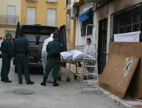 Muere un matrimonio en un extra�o incendio en su vivienda