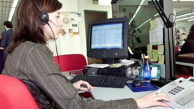 Los 902 siguen cobrando en Catalu�a pese a la norma pionera de la Generalitat