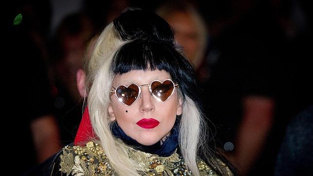 Lady Gaga rompe con su novio Lady Gaga rompe con su novio