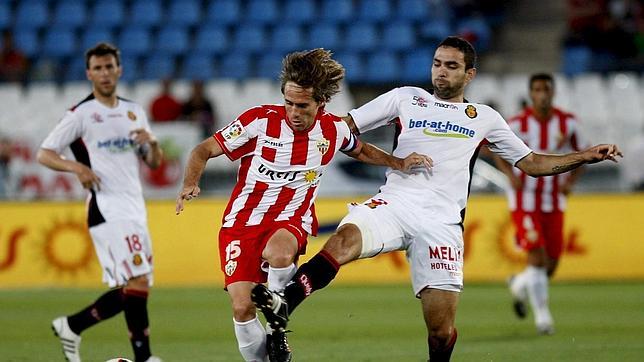 El Almería da una última alegría a sus aficionados El Almería da una última alegría a sus aficionados