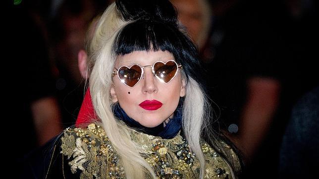 Lady Gaga llega a los 10 millones de seguidores en Twitter Lady Gaga llega a los 10 millones de seguidores en Twitter