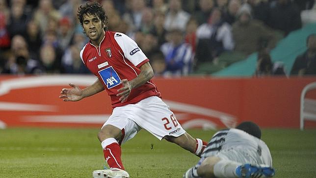 Sílvio confirma su fichaje por el Atlético Sílvio confirma su fichaje por el Atlético