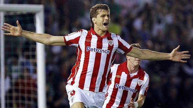 Dos zarpazos en un minuto llevan a los leones directamente a Europa Dos zarpazos en un minuto llevan a los leones directamente a Europa