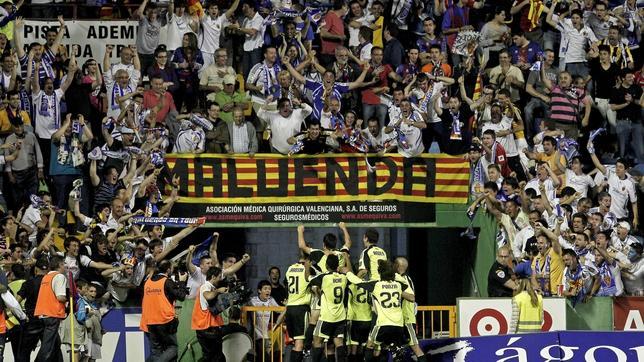 Gabi firma la permanencia del Zaragoza con dos golazos Gabi firma la permanencia del Zaragoza con dos golazos