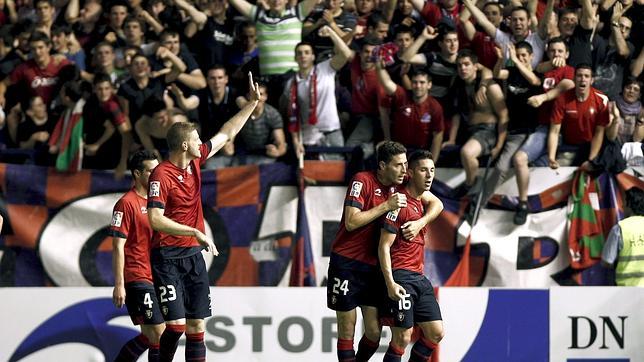 Osasuna cumple y se aferra a Primera Osasuna cumple y se aferra a Primera