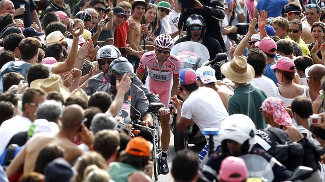 Contador le quita una semana al Giro Contador le quita una semana al Giro