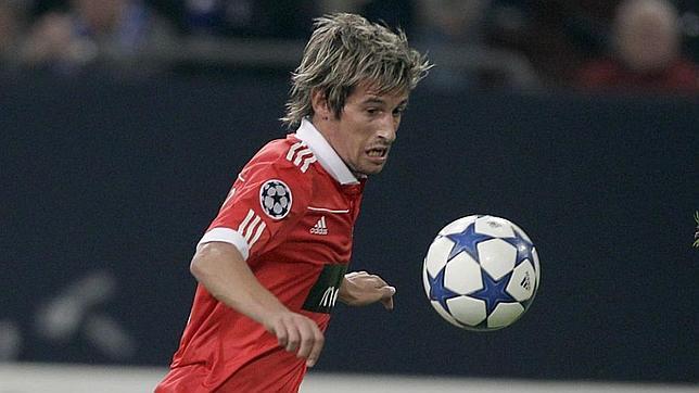 Real Madrid y Benfica, cerca del acuerdo por Coentrao Real Madrid y Benfica, cerca del acuerdo por Coentrao