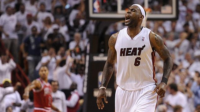 LeBron acerca a Miami a la final
