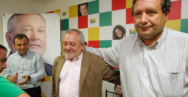 IU baj� en todos los barrios y en 39 perdi� m�s de la mitad de los votos