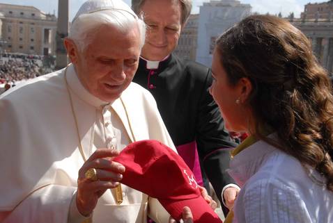 «Tienes un SMS del Papa» «Tienes un SMS del Papa»