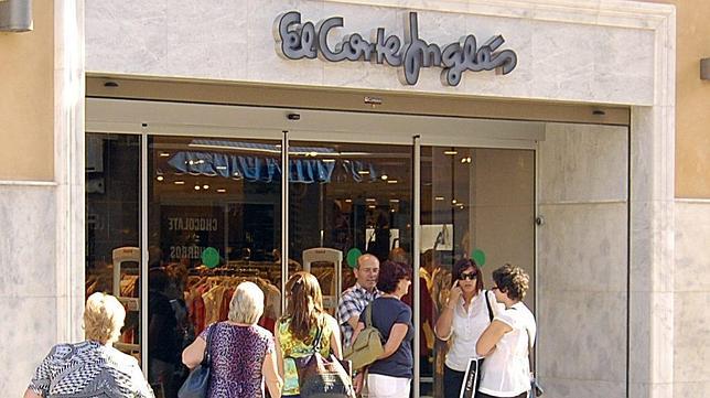 La nueva tienda de moda, situada en lugar de «Sfera»