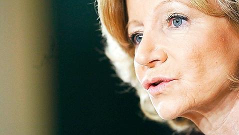 Sueldos por decreto para la banca