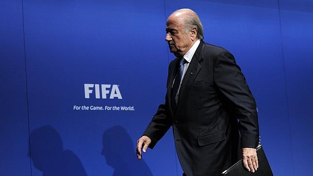 Blatter: «¿Crisis? No hay ninguna crisis en la FIFA» Blatter: «¿Crisis? No hay ninguna crisis en la FIFA»