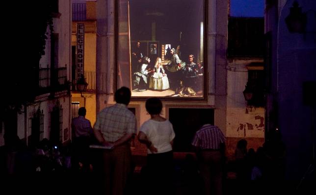 Cajasur ilumina la senda a la Capitalidad con pinturas en 3D