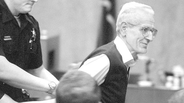 Muere Jack Kevorkian, conocido defensor de la eutanasia y el suicidio asistido Muere Jack Kevorkian, conocido defensor de la eutanasia y el suicidio asistido