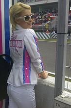 Terol vence por el codazo de Zarco