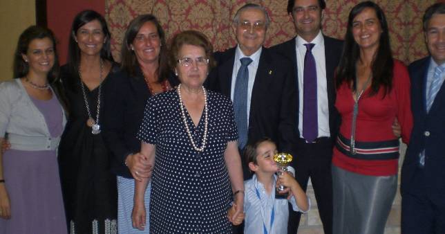 Pedro Fernndez estuvo acompaado de toda su familia en su ltima entrega de premios