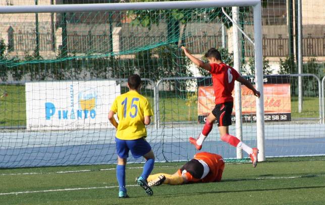 Se confirma que Rafa Guijosa no seguir� en el Balonmano Toledo