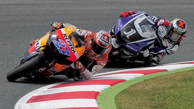 Stoner domina los últimos libres en Silverstone con Lorenzo cuarto Stoner domina los últimos libres en Silverstone con Lorenzo cuarto