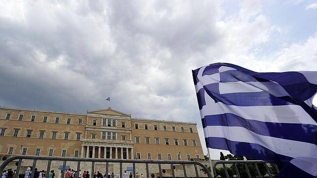 Grecia coloca 1.625 millones de euros en bonos un día antes de la huelga general Grecia coloca 1.625 millones de euros en bonos un día antes de la huelga general