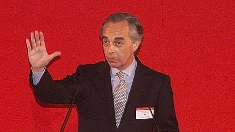 Banca C�vica ficha a Corc�stegui para reforzar su salida a Bolsa