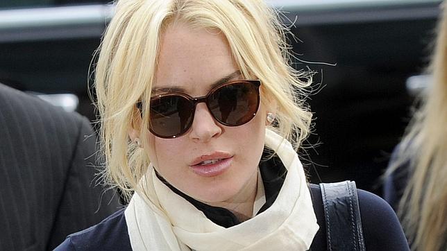 Lindsay Lohan ameniza con fiestas su arresto domiciliario Lindsay Lohan ameniza con fiestas su arresto domiciliario