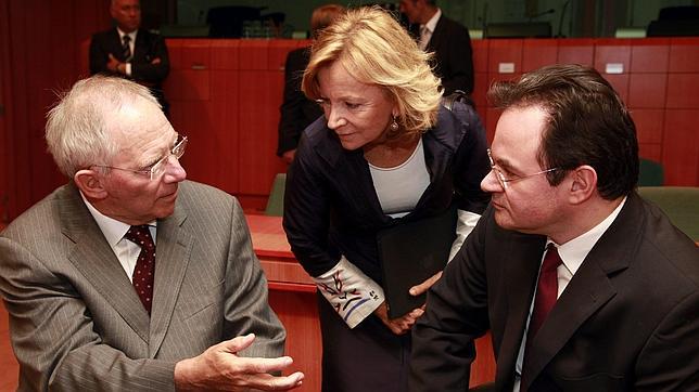 Draghi alerta que el coste de reestructurar la deuda griega supera con creces al beneficio