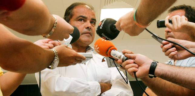 Javi Flores es la cuarta baja y los administradores autorizar�n el ERE