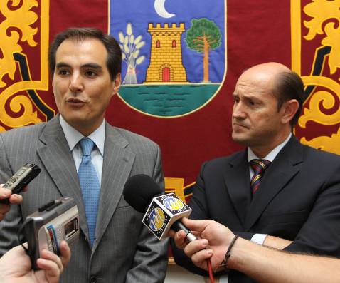 Nieto colaborar� con Cabello de Alba para generar empleo