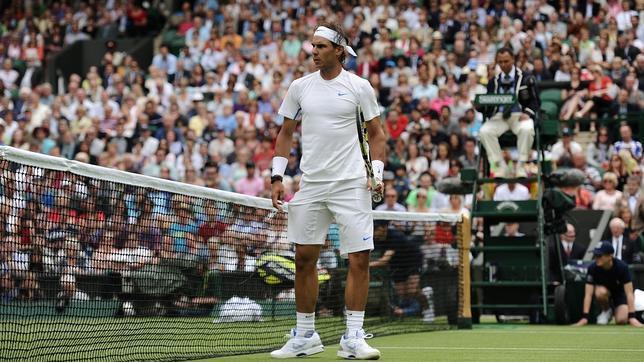 Pl�cido debut de Nadal