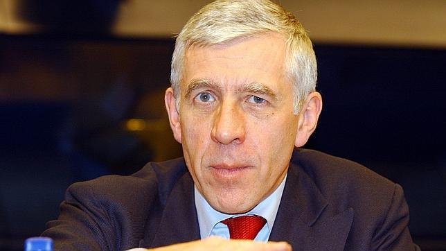 El exministro británico Jack Straw sostiene que el euro morirá El exministro británico Jack Straw sostiene que el euro morirá