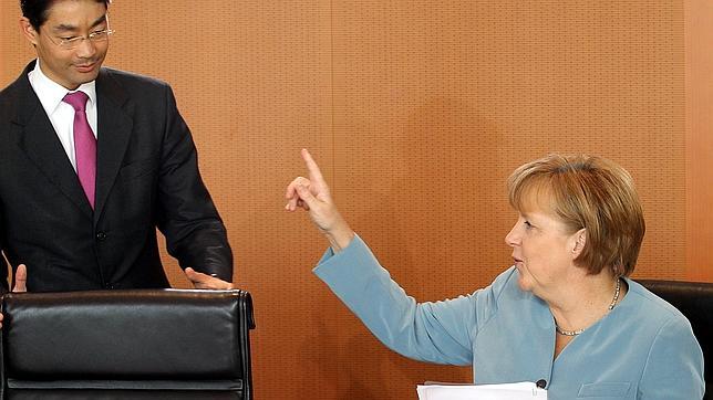 Merkel felicita a Grecia por el apoyo a Papandreu: �un paso importante�