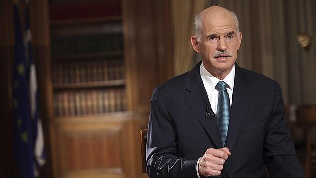 El gobierno griego aprueba un nuevo plan de austeridad hasta 2015 El gobierno griego aprueba un nuevo plan de austeridad hasta 2015