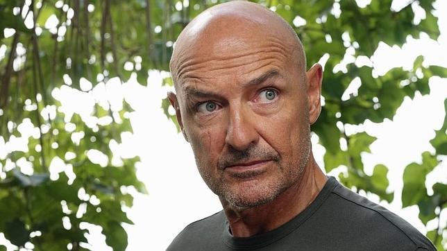 John Locke vuelve a la isla John Locke vuelve a la isla
