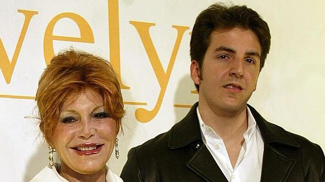 Carmen Cervera y su hijo Borja Thyssen, juntos en un evento