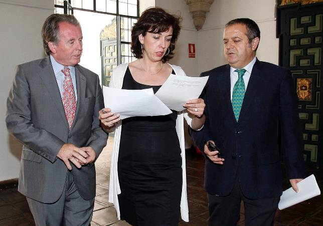 Ceballos apuesta por un organigrama eficaz y austero para la Diputacin